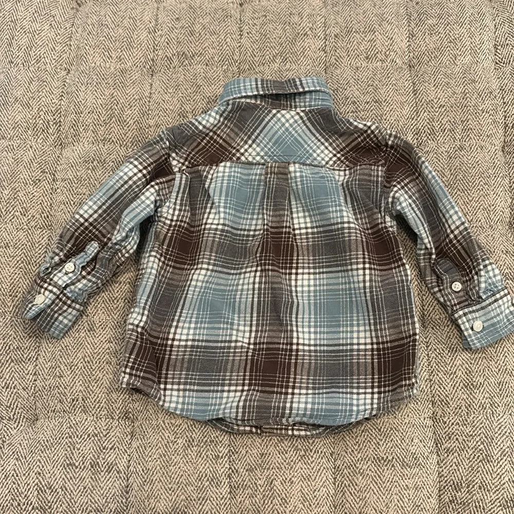 Gymboree plaid flannel button down shirt size 12-18 mths